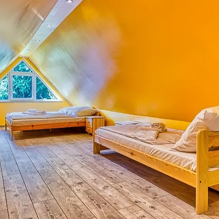 Hotel Domek W Gorach Zdroj *