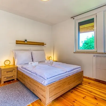 Domek W Gorach Zdroj Otel